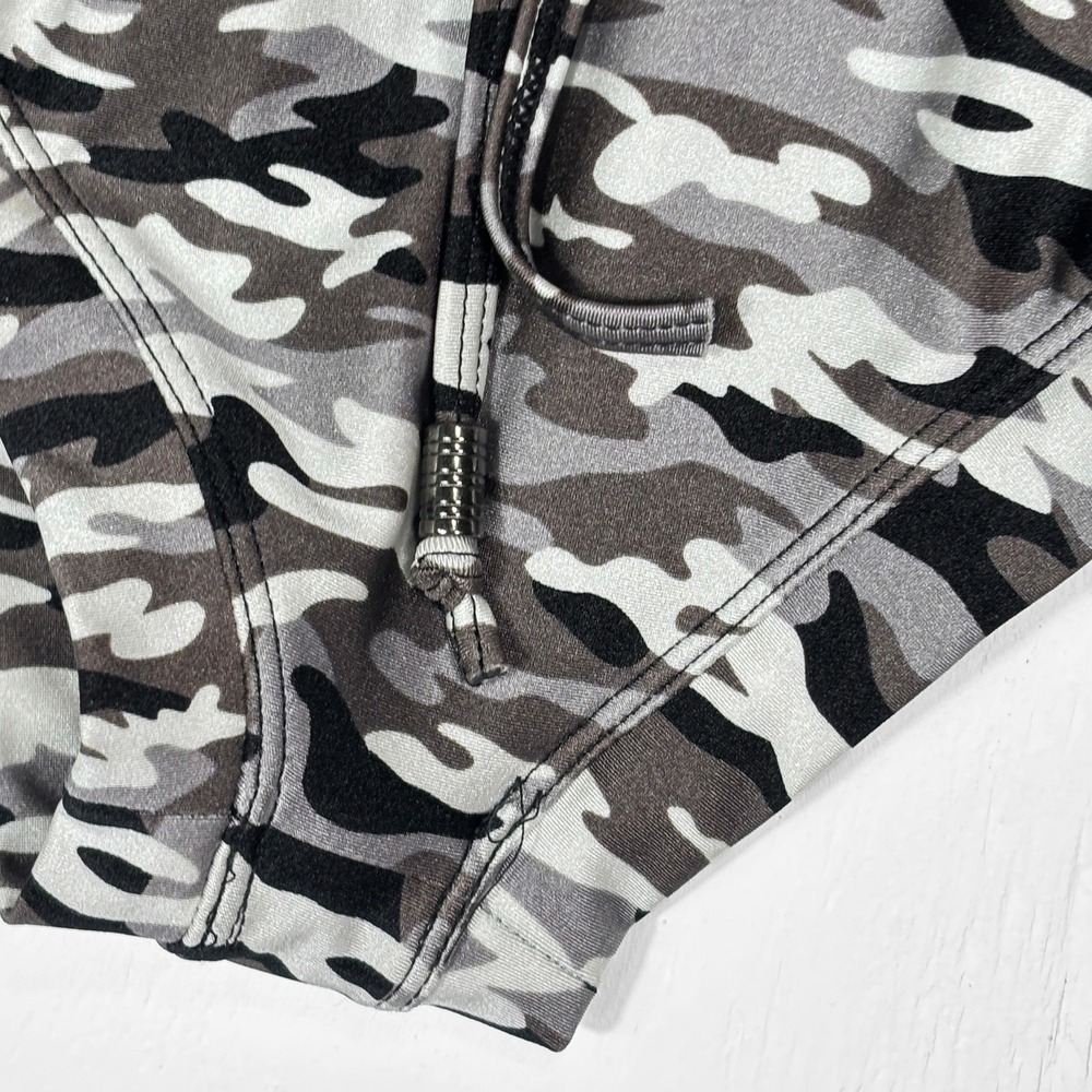 Heat Camo One Piece Swimsuit Womens XL Cutout V-Neck Low Back - Picture 5 of 9